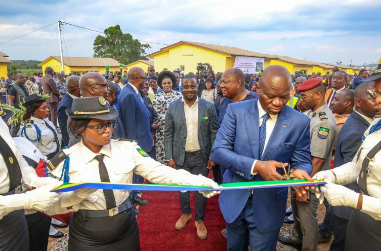 Relogement des populations : l’urgence d’un suivi transparent et durable (MOUKAGNI M. Clovany Evrard)