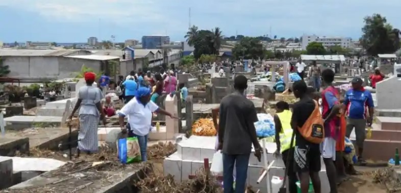 Fête de la Toussaint : Offices et recueillements en mémoire