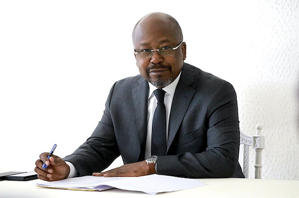 5ème République : "La nouvelle page est une page ancienne", Bilie By Nze