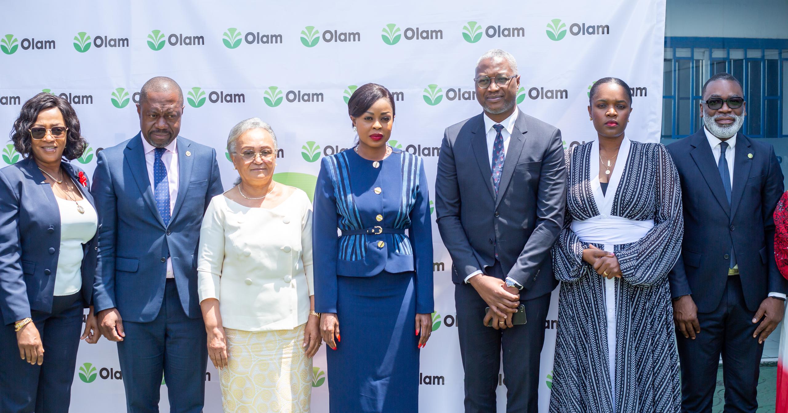 Lancement du programme national de recrutement de 1 500 récolteurs par Olam  Palm Gabon, en partenariat avec le PNPE